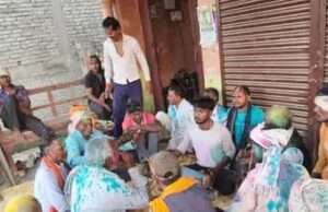 फाग की महफिलों से गूंजे असोथर क्षेत्र के गांव, होली पर बिखरे रंग