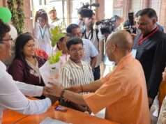 मुख्यमंत्री योगी आदित्यनाथ ने मां विंध्यवासिनी के चरणों में श्रद्धा अर्पित की, नवरात्रि मेले को बनाया प्लास्टिक-मुक्त