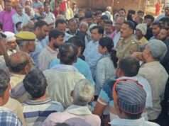 बीएलओ की मौत से हड़कंप, छुट्टी न मिलने का आरोप के बाद 20 घंटे में उठा शव