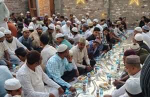 बाग कुंजन गिरी में रोज़ा इफ्तार का आयोजन