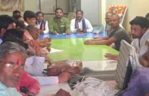 अपना दल (एस) की मासिक बैठक में हुई संगठन पर चर्चा