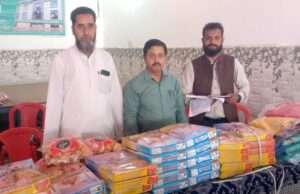 अंजुमन रज़ा-ए-मुस्तफा ने जरूरतमंदों को बांटे ईद के तोहफे