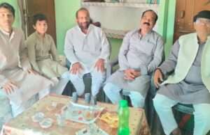 ईद पर्वःतीसरे दिन भी चला मिलने-मिलाने का दौर