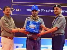 लखनऊ में सड़क सुरक्षा क्विज में सिद्धार्थनगर की टीम को मिला सम्मान, हेलमेट देकर किया गया पुरस्कृत