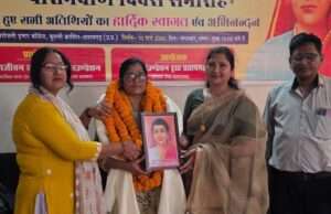 छात्र-छात्राओं ने प्रतियोगिताओं में दिखाया हुनर, विजेताओं को किया गया सम्मानित