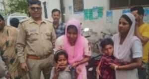 जेलगेट चौकी ने खोए दो बच्चों को परिजनों से मिलाया