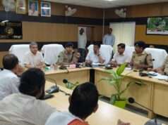 रामनवमी पर शांति और उत्साह से पर्व मनाने की अपील, डीएम-एसपी ने की पीस कमेटी बैठक