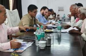 संपूर्ण समाधान दिवस पर 97 शिकायतों में से सिर्फ 16 का निस्तारण