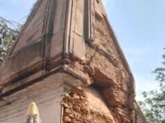 बरियाघाट स्थित 300 वर्ष पुराने नागेश्वर देव महादेव मंदिर का हिस्सा क्षतिग्रस्त