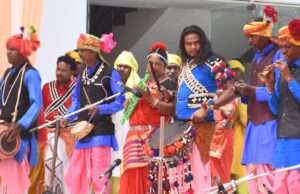 जनजातीय उत्सव में गूंजा वीरता का स्वर, लोक रंगों से सजा मंच