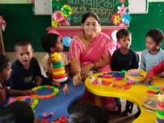 नवआरंभ उत्सव में नौनिहालों का तिलक कर किया स्वागत, नामांकन के लिए अभिभावकों को किया जागरूक