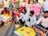 गैस त्रासदी को लेकर सपा का धरना प्रदर्शन