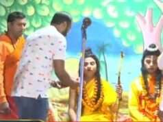 राम–केवट संवाद देखने उमड़ी श्रद्धालुओं की भीड़