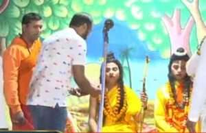 राम–केवट संवाद देखने उमड़ी श्रद्धालुओं की भीड़