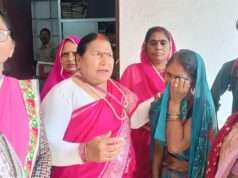 दो महीने से लापता छात्रा पर फूटा गुलाबी गैंग का गुस्सा, पुलिस को दिया 4 दिन का अल्टीमेटम