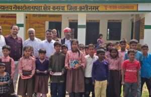 उप जिलाधिकारी कसया का विद्यालय मे औचक निरिक्षण बच्चो संघ भोजन