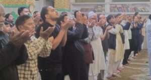 माहे रमज़ान के तीस रोज़े में से पंद्रह रोज़े हुए पूरे अब उल्टी गिनती शुरू