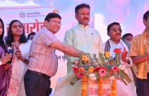 प्राइवेट स्कूलों से बहुत बेहतर है बेसिक के शिक्षक: महापौर