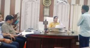 डीएम ने जनसुनवाई में 58 शिकायतों के त्वरित निस्तारण के दिए निर्देश