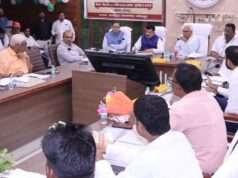 बिजली व्यवस्था पर सख्ती: सांसद बाबू सिंह कुशवाहा ने जताई नाराजगी, ट्रांसफार्मर क्षमता बढ़ाने के निर्देश