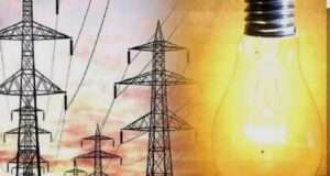 हरना की गली में सुबह 7 बजे से बिजली गुल,जेई मोबाइल स्विच ऑफ कर विद्युत उपभोक्ताओं को गया भूल