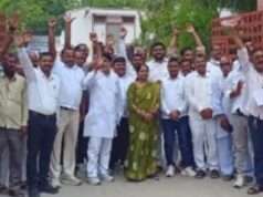 खंड विकास जसरा में प्रधानों ने पंचायत चुनाव को लेकर भरी हुंकार ?पंचायत चुनाव कार्यकाल बढ़ाने को लेकर प्रधानों ने की मांग’