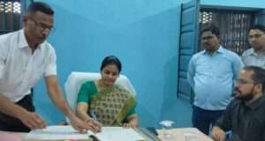 नवागत जिलाधिकारी निधि गुप्ता वत्स ने संभाली कमान