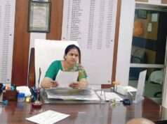 जनसुनवाई में डीएम ने सुनीं लोगों की समस्याएं