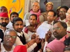 गाजीपुर कीघटना को लेकर अखिल भारतीय विश्वकर्मा शिल्पकार महासभा ने महामहिम राज्यपाल के नाम सम्बोधित ज्ञापन जिलाधिकारी को सौंपा