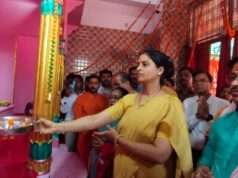 डीएम निधि गुप्ता वत्स ने बाके बिहारी मंदिर में की पूजा-अर्चना, वृक्षारोपण कर दिया पर्यावरण संरक्षण का संदेश