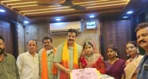 संवेदनाओं का संगम: बेटी की विदाई में सेवा का स्पर्श, साहित्यकार का सम्मान