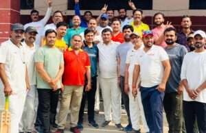 तेजतर्रार बल्लेबाजी के साथ दोस्ती की जीत, इलेक्ट्रॉनिक मीडिया का जलवा