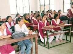 संचारी रोग नियंत्रण अभियान के अन्तर्गत माध्यमिक विद्यालयों में लोकगीत गायन प्रतियोगिता का किया गया आयोजन