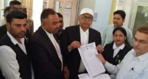 मिर्जापुर में अधिवक्ता साथी की गोली मारकर की गई हत्या पर वकील बिफरे