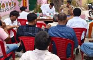 ग्राम अफजलपुरवारी में कैम्प आयोजित कर राजस्व एवं पुलिस की संयुक्त टीम द्वारा भूमि विवादों का निस्तारण ग्राम स्तर पर ही किया गया