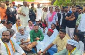 अंकित यादव के मामले लेकर सड़क पर उतरी सपा, उत्पीड़न करने वाले पर कार्यवाही की मांग की