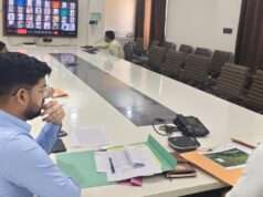 मानव वन्यजीव संघर्ष रोकने हेतु डीएम ने पचपेड़वा, गैंसड़ी समेत चार ब्लॉकों के प्रधानों व सचिवों के साथ की वर्चुअल मीटिंग