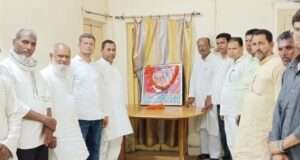 जन्म शताब्दी पर पूर्व प्रधानमंत्री चन्द्रशेखर को श्रद्धांजलि, संघर्ष और सादगी को किया याद