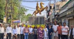 रानी लक्ष्मीबाई की जन्म की तिथि पर दी उन्नीस की मासिक सलामी