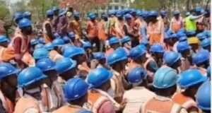 प्रयागराज पावर प्लांट में मजदूर ने किया धरना प्रदर्शन एवं हड़ताल’