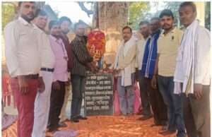 धूमधाम से मनाई गई बाबा साहब की जयंती, संविधान बचाने की ली गई शपथ