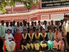 बोर्ड परीक्षा में मेधावियों का सम्मान, छात्रों ने लहराया सफलता का परचम