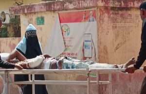 ट्रैक्टर की टक्कर से बाइक सवार गंभीर घायल, जिला अस्पताल रेफर