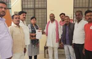 गंगा का जलस्तर बढ़ने से हरी सब्जियों की फसल तबाह, किसानों ने मांगी आर्थिक मदद