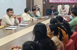 सीडीओ ध्रुव खाडिया सख्त: पीएम सूर्य घर योजना में तेजी लाने के निर्देश