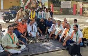 टोल प्लाजा हटाने की मांग को लेकर कांग्रेस का छठवें दिन भी धरना रहा जारी