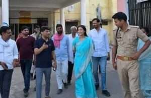 मछलीशहर की सपा विधायक डॉ. रागिनी सोनकर ने कस्बे में निर्माणाधीन नेत्र चिकित्सालय का निरीक्षण