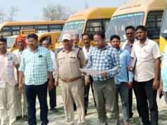 जनपद कुशीनगर में स्कूली वाहनों का विशेष निरीक्षण अभियान, 103 वाहनों की जांच