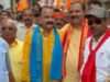 भगवान परशुराम शोभायात्रा का भव्य स्वागत, दिलीप पांडेय ने की पुष्पवर्षा