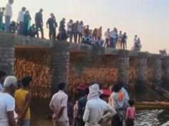 बेलन नदी क्षेत्र ( कोरांव) में अनियंत्रित होकर एक ट्रैक्टर पलटा, सभी घायलों मजदूरों को निजी अस्पताल में कराया गया भर्ती’